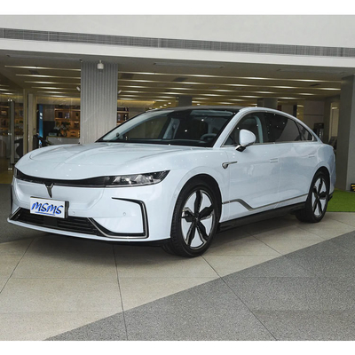 2023 Voyah PHEV Midsize Car met 580 km bereik en 4-deurs 5-zits SUV carrosserie structuur