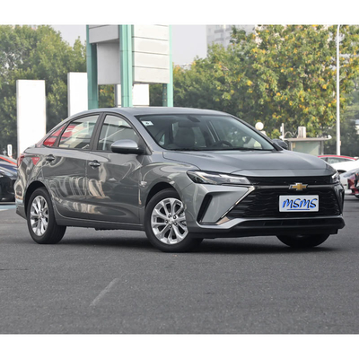 2023 Chevrolet Cruze Yue Xiang 1.5L Dual Clutch Fuel Car LED Daglicht voor veiligheid