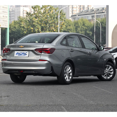 2023 Chevrolet Cruze Yue Xiang 1.5L Dual Clutch Fuel Car LED Daglicht voor veiligheid