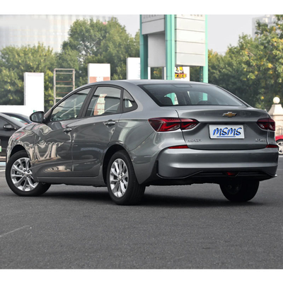 2023 Chevrolet Cruze Yue Xiang 1.5L Dual Clutch Fuel Car LED Daglicht voor veiligheid