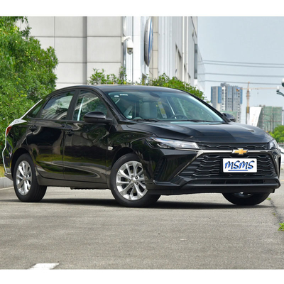 Leerzitjes SUV Auto's 2023 2024 Chevrolet Cruze Yue Xiang 1.5L Dual Clutch Gebruikte auto's