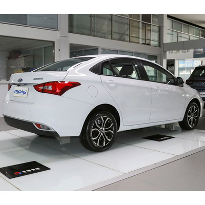 Maximale snelheid 152 km/u Chery Areze e 401 km De perfecte combinatie van kracht en efficiëntie