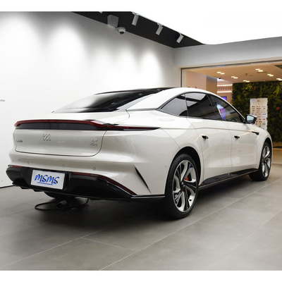 Zhiji IM L7 5 zitplaatsen elektrische auto met 708km bereik Lithium Iron Phosphate batterij gemaakt